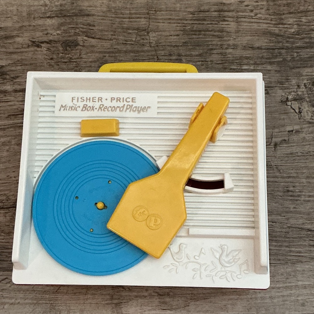 Fisher-Price Red and Blue Music Box Player and record - 2014 - Picture 5 of 11